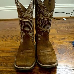 *50% OFF SALE*  Kids Ariat Boots